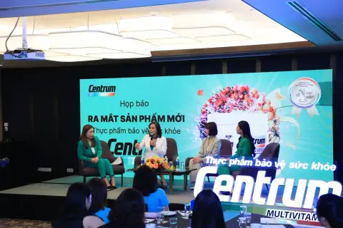 Hội nghị Centrum — ảnh 7/9
