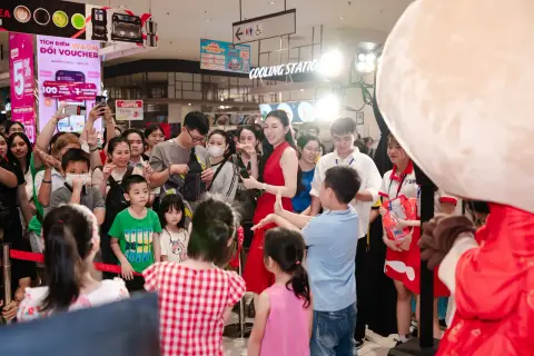 OMO — Ca sĩ Đoan Trang & Bé Sol — ảnh 14/22