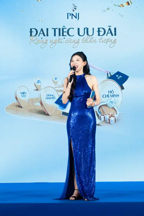 PNJ — Ca sĩ Anh Tú — ảnh 11/53