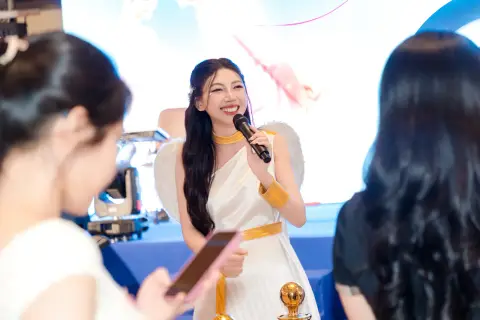 PNJ — Valentine · Ca sĩ Phan Mạnh Quỳnh — ảnh 11/35