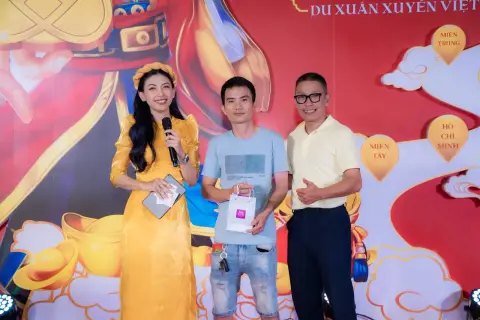 PNJ — Xuân PNJ · Ca sĩ Anh Tú — ảnh 2/21
