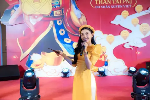 PNJ — Xuân PNJ · Ca sĩ Anh Tú — ảnh 18/21
